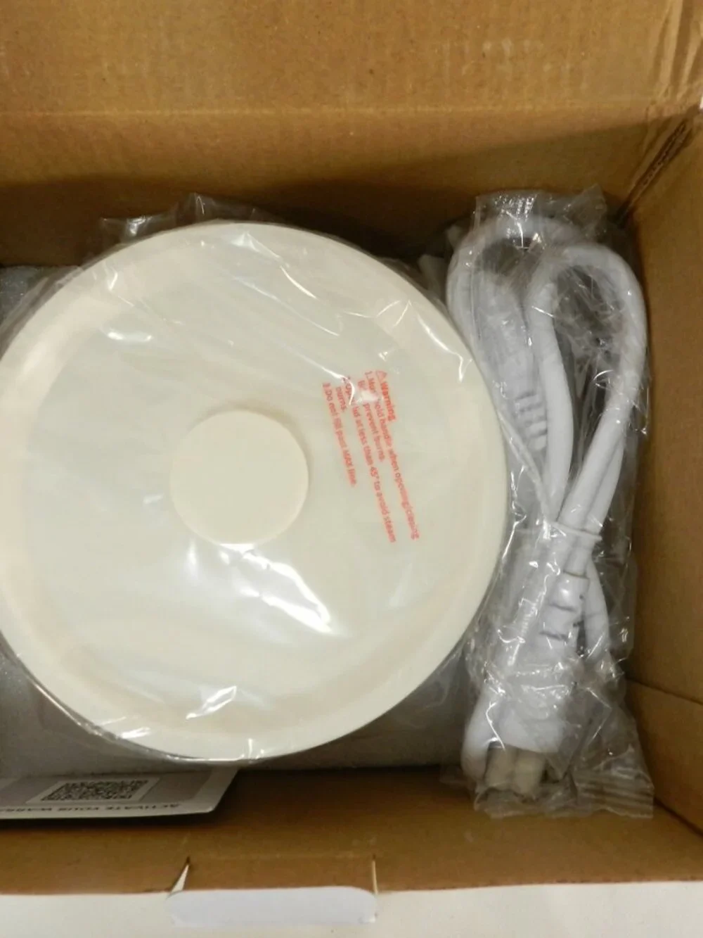 Travel Foldable Kettle 20 oz 600 watts Water Boiler Electric NEW NIB